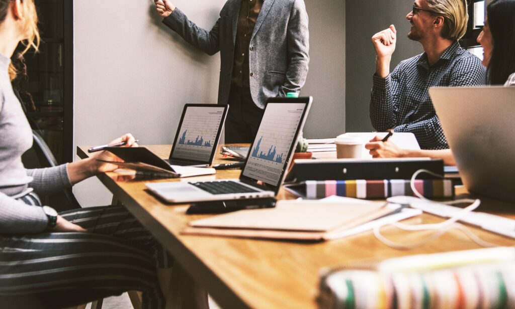 L'alliance chefs de projet et développeurs : la clé de réussite d'un projet e-learning